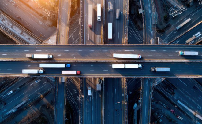 KSeF w branży transportowej – czy cyfrowe faktury wpłyną na dyscyplinę płatniczą?