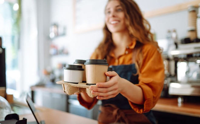 Warszawa na 14. miejscu wśród europejskich stolic pod względem cen kawy „na mieście”. Kawa z mlekiem nawet o 69% droższa od espresso